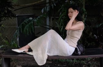 [🆕🇻🇳] LEM.  👕 Top1Fashion 👗  Set đồ được đan và móc tay từ những sợi len tái chế kết hợp chất liệu sẵn có, mang đến màu phối ngẫu nhiên theo tone trắng kem – khiến mỗi thiết kế trở thà , shares-1✔️ , likes-6❤️️ , date-2025-09-13 02:12:43🇻🇳🇻🇳🇻🇳📰🆕