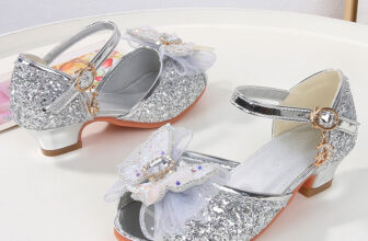 [🆕🇻🇳] Shop Giày Công chúa Elsa 🧑‍🧒❤️️👶⭐️  Giày búp bê công chúa Elsa cho bé gái 4-9 tuổi
Size: 25-34
Màu sắc: Bạc, Hồng, Xanh, Vàng
#hàngmớivề
Nhận giao hàng toàn quốc,thu tiền khi nhận hàng.
, shares-0✔️ , likes-2❤️️ , date-2025-09-11 16:16:35🇻🇳🇻🇳🇻🇳📰🆕