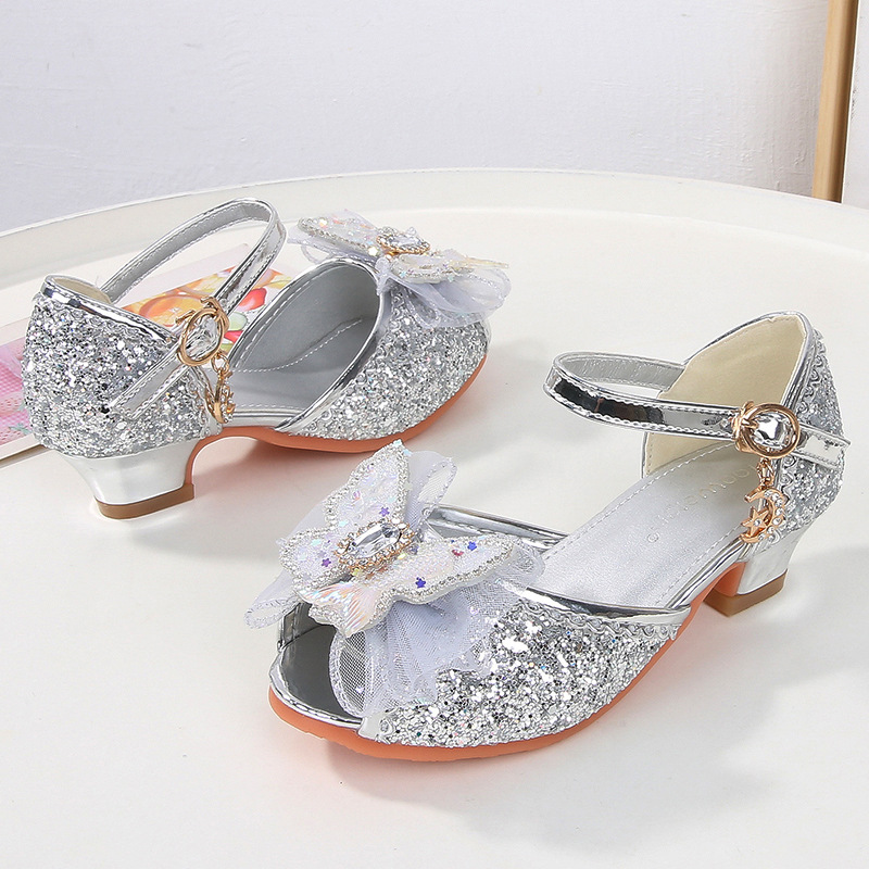 [🆕🇻🇳] Shop Giày Công chúa Elsa 🧑‍🧒❤️️👶⭐️  Giày búp bê công chúa Elsa cho bé gái 4-9 tuổi
Size: 25-34
Màu sắc: Bạc, Hồng, Xanh, Vàng
#hàngmớivề
Nhận giao hàng toàn quốc,thu tiền khi nhận hàng.
, shares-0✔️ , likes-2❤️️ , date-2025-09-11 16:16:35🇻🇳🇻🇳🇻🇳📰🆕