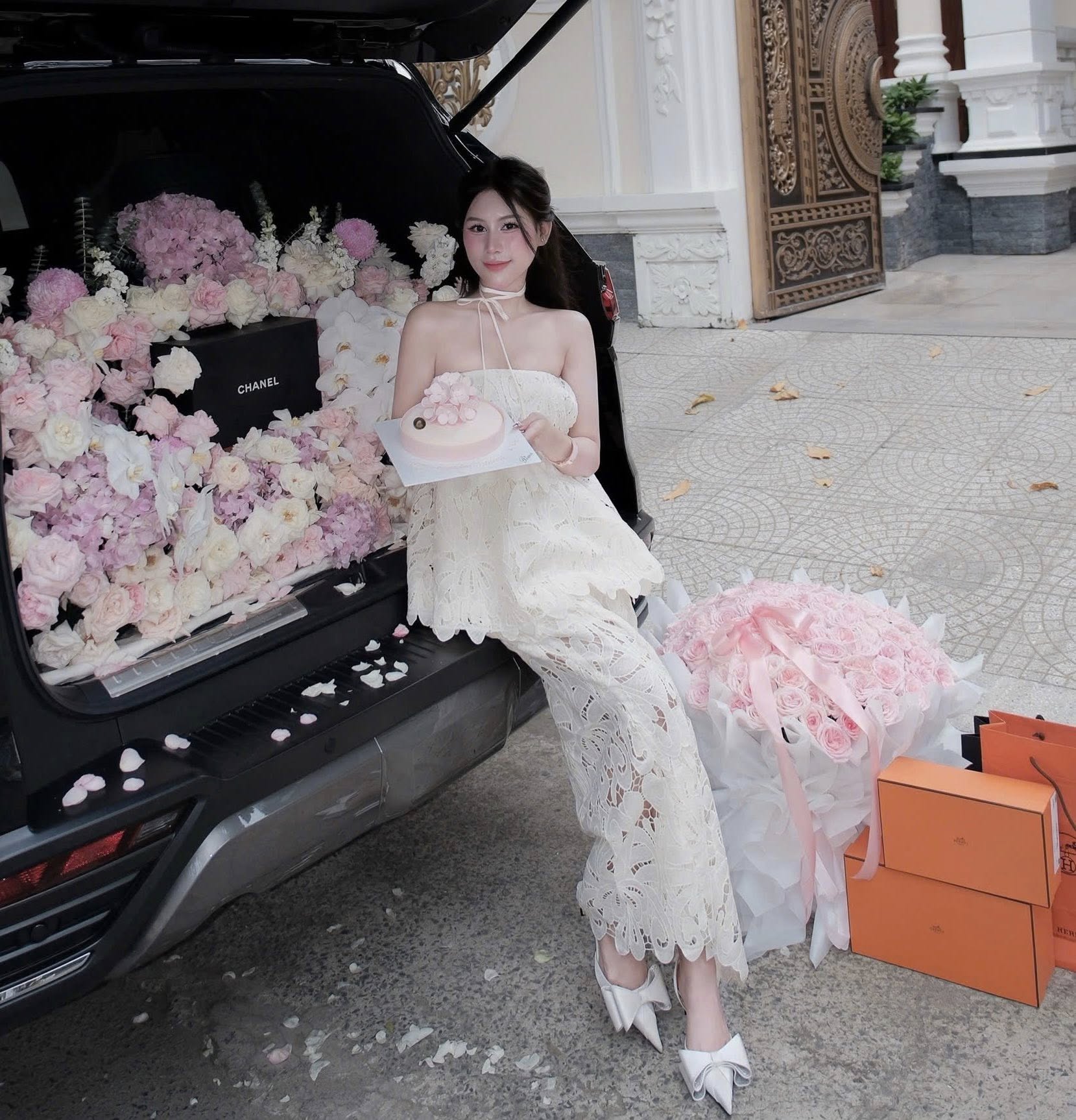 [🆕🇻🇳] Beloved – Cửa hàng quần áo 👕 Top1Fashion 👗  Celina Dress – một trong những thiết kế được yêu thích nhất của Beloved luôn hiện diện trong những khoảnh khắc đáng nhớ của khách hàng.
Beloved tự hào khi , shares-4✔️ , likes-51❤️️ , date-2025-09-10 02:09:43🇻🇳🇻🇳🇻🇳📰🆕