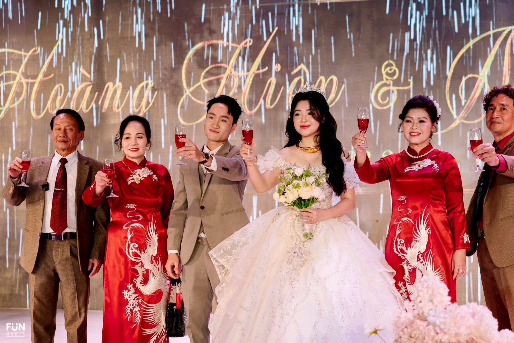 [🆕🇻🇳] Chéri Laurent – Boundless Elegance for Modern Women 👕 Top1Fashion 👗  Áo dài Lam Tường – Nét thơ mộng giao hòaMẫu Áo dài Lam Tường của Chéri Laurent là một thiết kế kết hợp giữa vẻ đẹp dịu dàng và sự sang trọng, hiện đại. T , shares-0✔️ , likes-5❤️️ , date-2025-09-11 17:00:48🇻🇳🇻🇳🇻🇳📰🆕