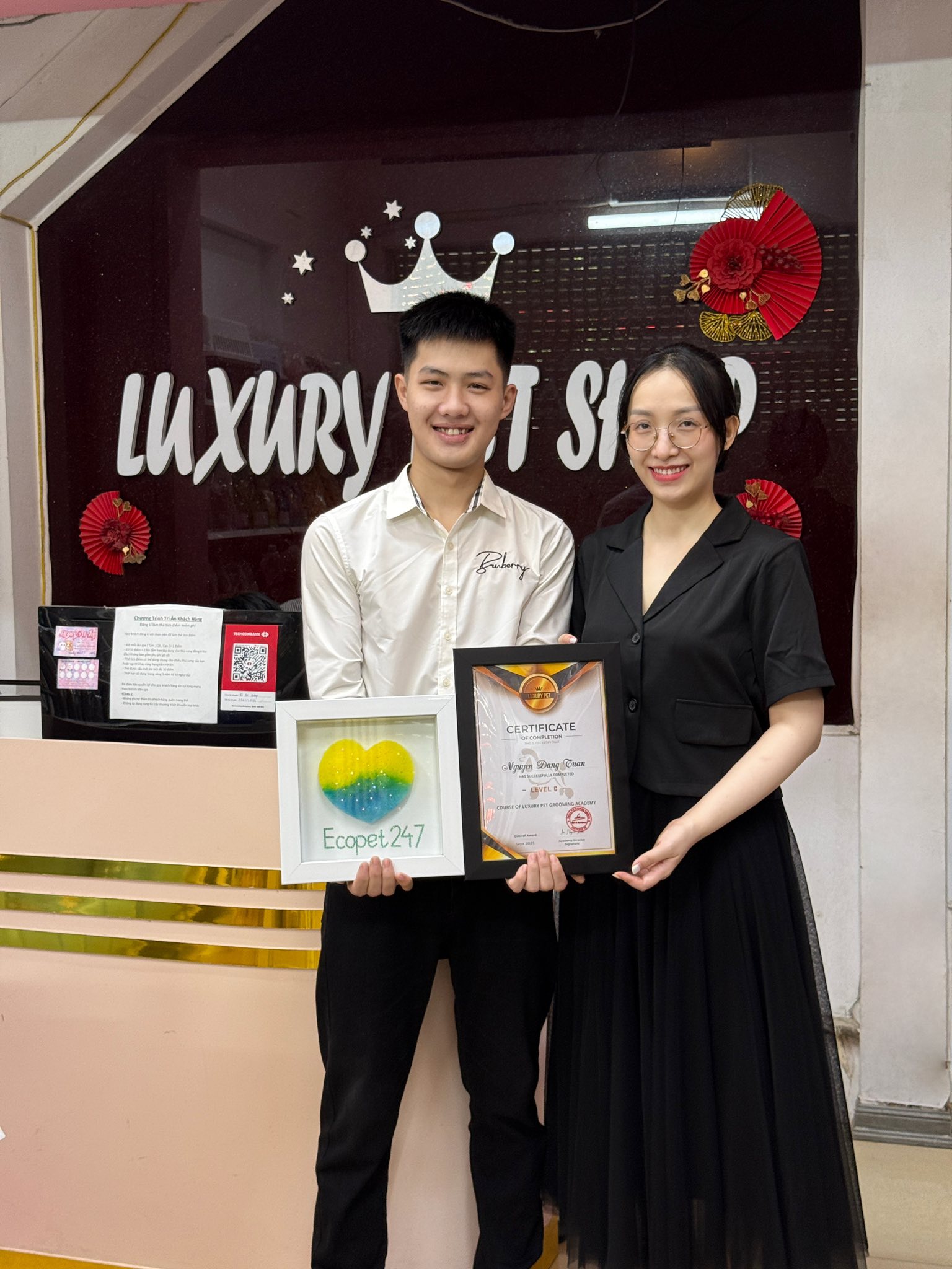[🆕🇻🇳] Luxury Pet Shop – Luxury Pet Grooming Academy 🐶🦜 Top1Pets 🐱🐠 Chúc mừng học viên khoá grooming level C đã tốt nghiệp
Các b có đam mê với thú cưng hãy liên hệ shop để được tư vấn thêm về khoá học và hướng dẫn setup cử , shares-0✔️ , likes-1❤️️ , date-2025-09-17 01:55:05🐶🐱🇻🇳🇻🇳🇻🇳📰🆕