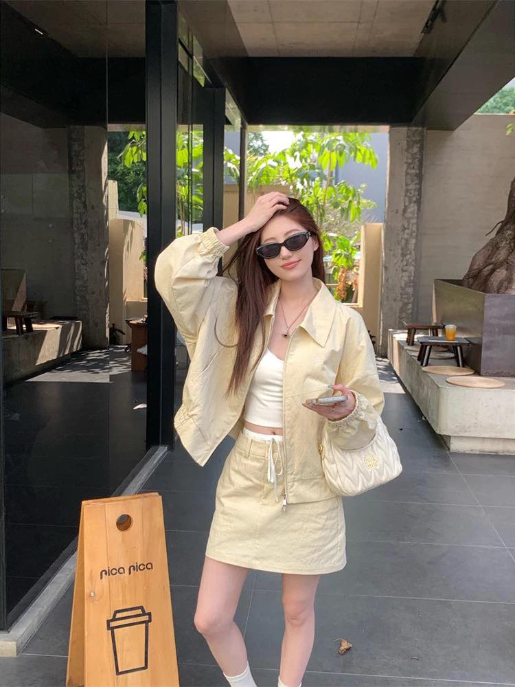 [🆕🇻🇳] HurraH Shop – Cửa hàng quần áo 👕 Top1Fashion 👗  Chờ cơn gió lạnh đầu mùa về quá cơ
Tiết trời thu mát mát diện thun , len mỏng dài tay …nhâm nhi cafe rồi lượn phố xá ngắm đườngChị em ngắm nghía mẫu mớ , shares-0✔️ , likes-1❤️️ , date-2025-09-18 14:38:19🇻🇳🇻🇳🇻🇳📰🆕