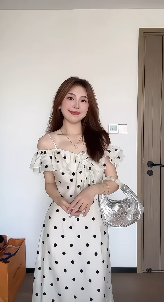 [🆕🇻🇳] PanhPeo Desgin – Thời trang thiết kế – Sản xuất tại Việt Nam 👕 Top1Fashion 👗  ud83eudd0d Vu00e1y Maxi Chu1ea5m Bi u2013 Du1ecbu du00e0ng & cuu1ed1n hu00fat u2728nnud83dudc57 Thiu1ebft ku1ebf tru1ec5 vai nhu00fan bu , shares-17✔️ , likes-305❤️️ , date-2025-09-20 08:40:14🇻🇳🇻🇳🇻🇳📰🆕