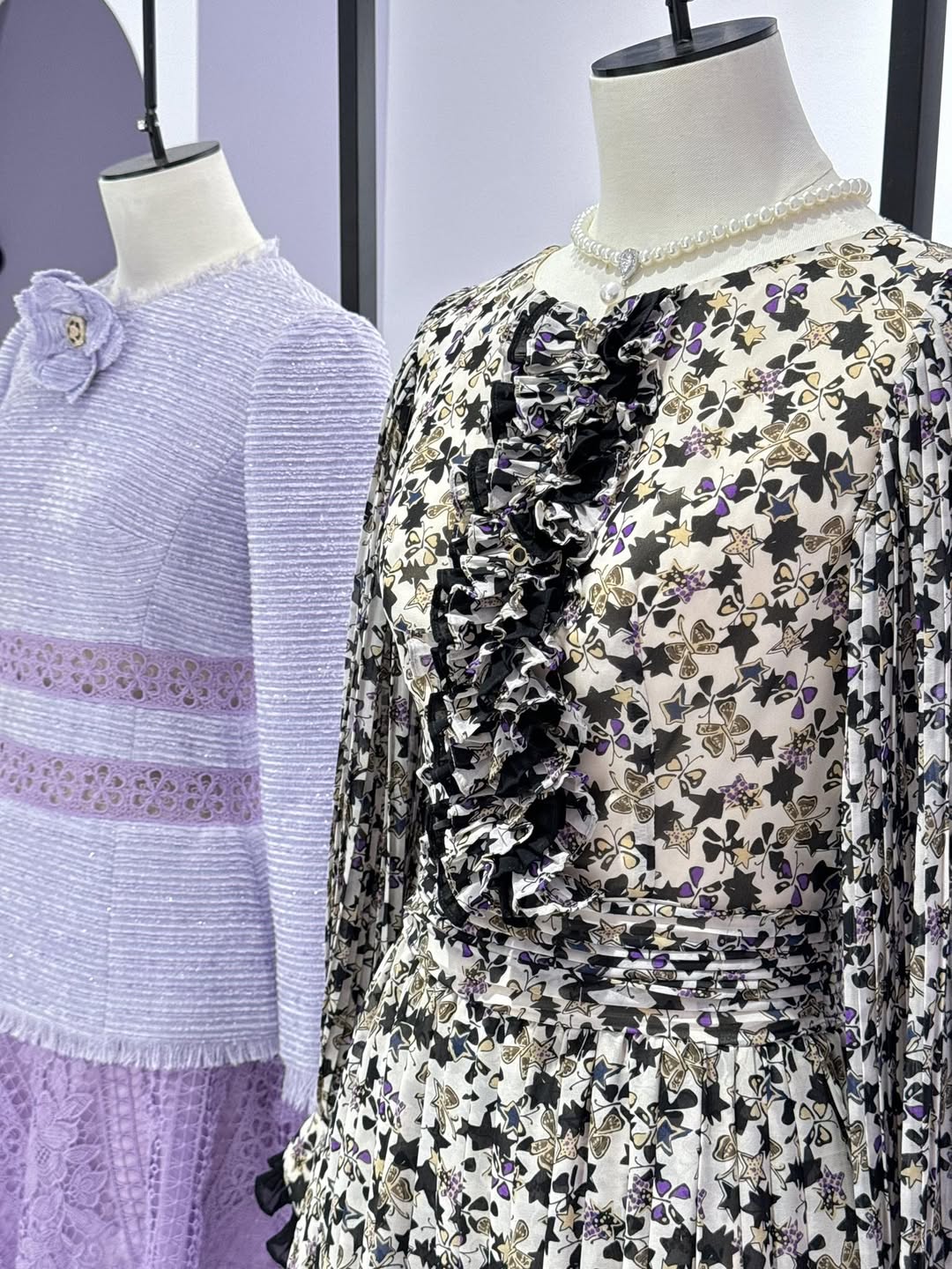 [🆕🇻🇳] ITWARDROBE 👕 Top1Fashion 👗  Hà Nội đẹp nhất khi thu sang#ITWARDROBETWEED #PreFall
, shares-1✔️ , likes-5❤️️ , date-2025-09-24 04:06:51🇻🇳🇻🇳🇻🇳📰🆕