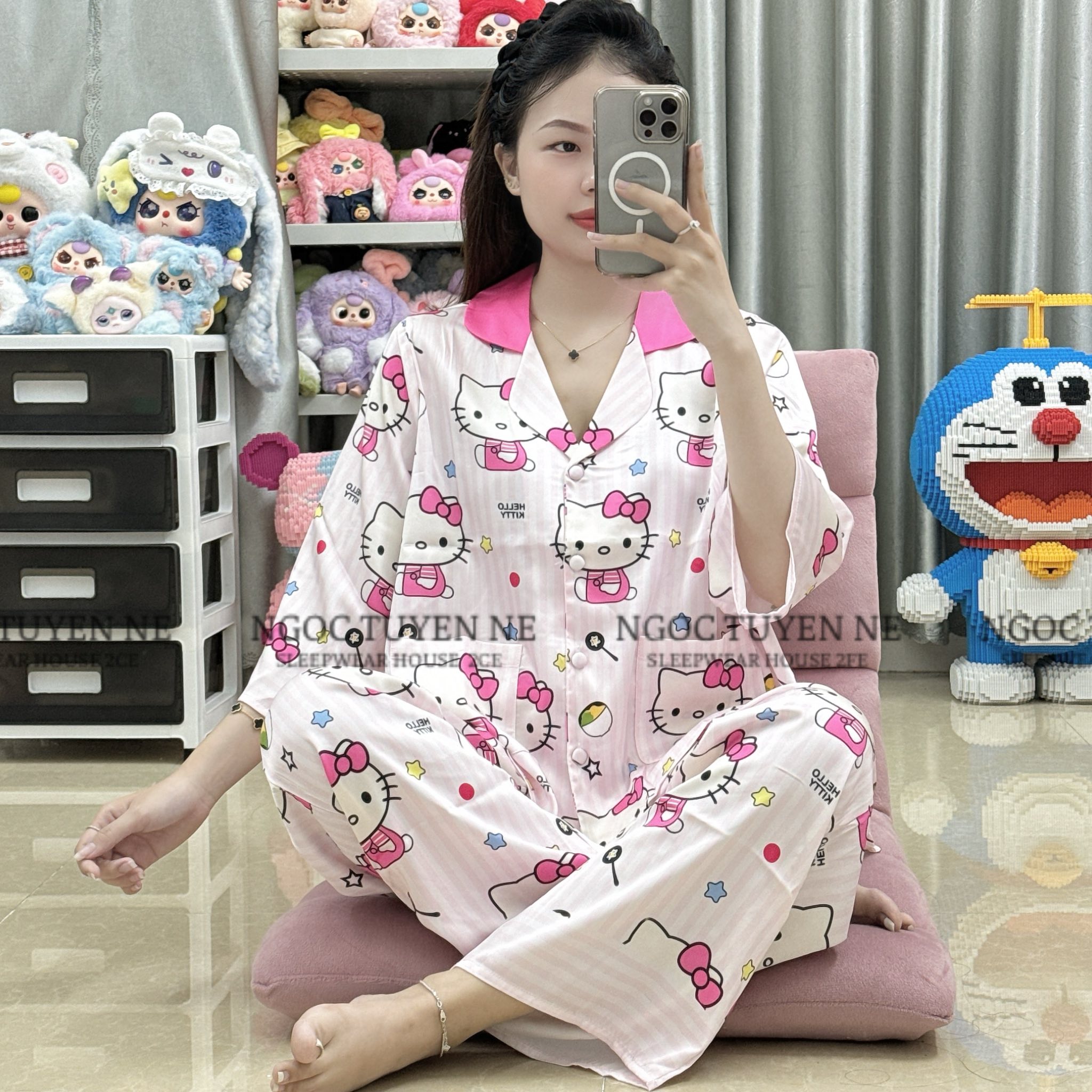 [🆕🇻🇳] Vải Áo Dài Cẩm Tú Sài Gòn 👕 Top1Fashion 👗   BST VẢI ÁO DÀI MỚI
#vải_may_áo_dài
#NHẬN_ĐƠN_ĐỒNG_PHỤC_GIÁ_TỐT
MIỄN PHÍ SHIP KHI MUA 2 SẢN PHẨM
___________________________
#320k/ vải áo lụa cao cấp :
V , shares-0✔️ , likes-3❤️️ , date-2025-09-27 01:01:05🇻🇳🇻🇳🇻🇳📰🆕