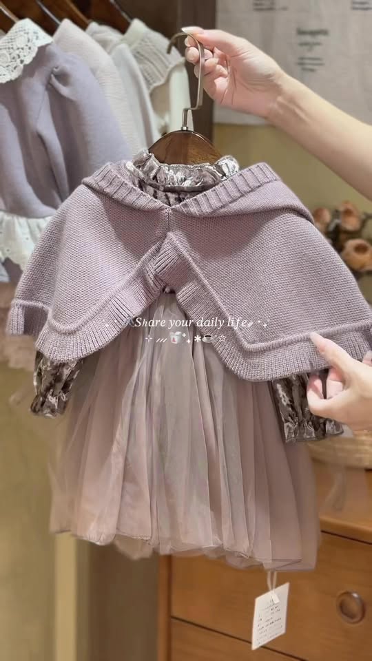 [🆕🇻🇳] Dâu Tây Shop – Or.d Quảng Châu – Ở ĐÂY CÓ BÁN QUẦN ÁO , PHỤ KIỆN TRẺ EM 🎀  🧑‍🧒❤️️👶⭐️ Cái mùa gì toàn đồ xinh  #reels #xuhuongreels #thoitrangtreem #babykids , shares-0✔️ , likes-241❤️️ , date-2025-09-29 06:04:39🇻🇳🇻🇳🇻🇳📰🆕
