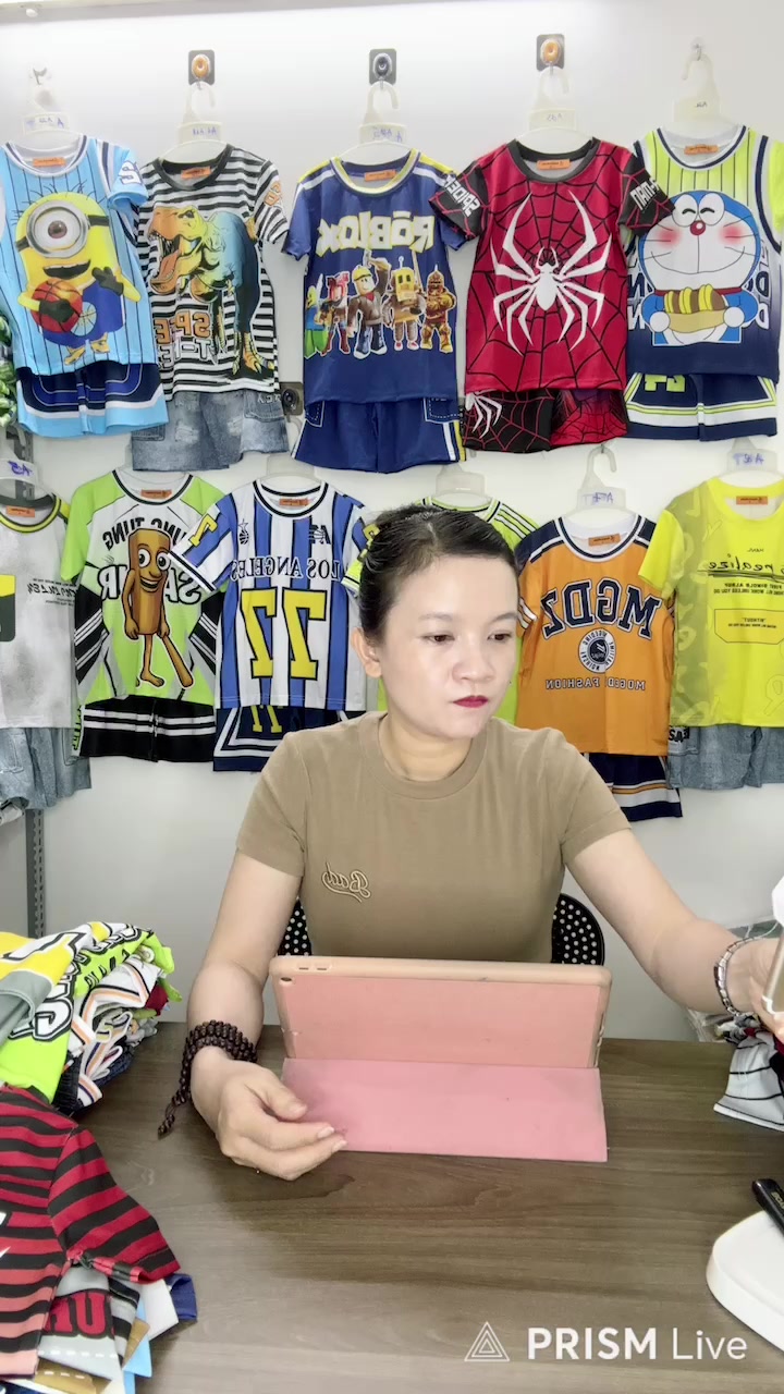 [🆕🇻🇳] Limii Mart – Cùng Bé yêu khôn lớn 🧑‍🧒❤️️👶⭐️ Nhìn xinh xỉu thế này mà lắp cũng phải tỉ mỉ, khéo léo ra phết.
Mời Bố Mẹ cuối tuần qua Limii Mart thử tài khéo léo lắp đèn lồng tặng Bé nhé! Các cô Limii , shares-1✔️ , likes-1❤️️ , date-2025-10-02 02:10:28🇻🇳🇻🇳🇻🇳📰🆕