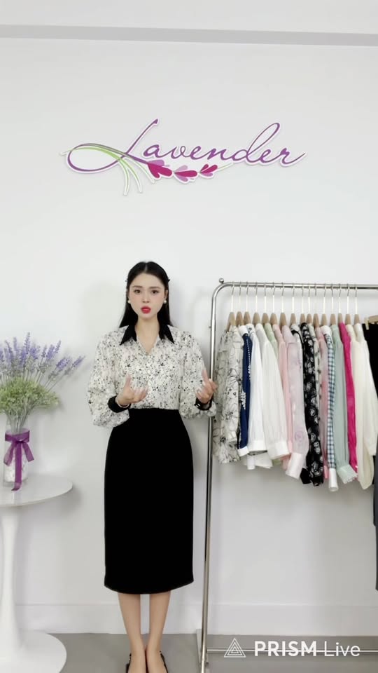 [🆕🇻🇳] Áo Vest Blazer Nữ – DUKI STORE 👕 Top1Fashion 👗   Thanh lịch & chuyên nghiệp
Mẫu vest nữ DKV0005 mang thiết kế tối giản hiện đại, dễ dàng phối cùng chân váy hoặc quần âu. Form dáng vừa vặn, tôn lên nét t , shares-0✔️ , likes-2❤️️ , date-2025-09-30 15:14:41🇻🇳🇻🇳🇻🇳📰🆕