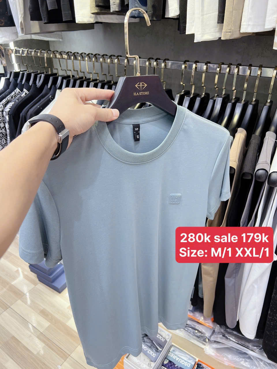 [🆕🇻🇳] Bộ quần áo thời trang mặc nhà 👕 Top1Fashion 👗  Những sét đồ cực xinh, nhẹ nhàng, duyên dáng
Shôp lẻ sz sml,xl tùy màu ạ
Chị em ưng Ib shop nhé!
, shares-1✔️ , likes-1❤️️ , date-2025-10-01 00:00:47🇻🇳🇻🇳🇻🇳📰🆕