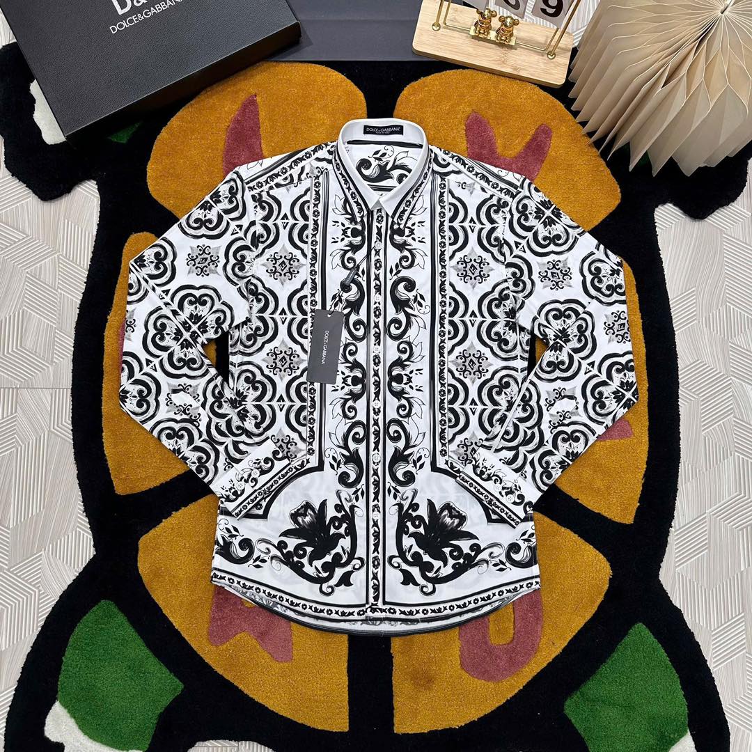 [🆕🇻🇳] Boutique 56 – Phuong Viet Nguyen luxury 👕 Top1Fashion 👗  Somi DG mới về sẵn ae nhaSize : 37-38-39-40
, shares-0✔️ , likes-0❤️️ , date-2025-10-01 17:00:54🇻🇳🇻🇳🇻🇳📰🆕