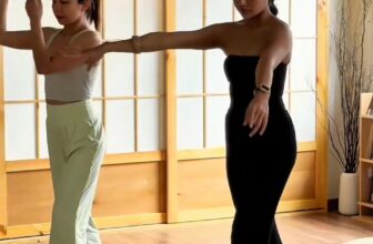 [🆕🇻🇳] Ed Yoga & Dance 🧘 Top1Yoga 🤸🏻‍♀️ Indigo\n\nFlow by Lulu Soul\nInstructor by #Th\u1ecbnh H\u1ed3\n\n#edyoga #insideflowvietnam\n\n\u2728 Chuy\u1ec3n \u0111\u1ed9ng theo t\u1eebng h\u01a1i t , shares-1✔️ , likes-13❤️️ , date-2025-10-01 17:20:49🇻🇳🇻🇳🇻🇳📰🆕