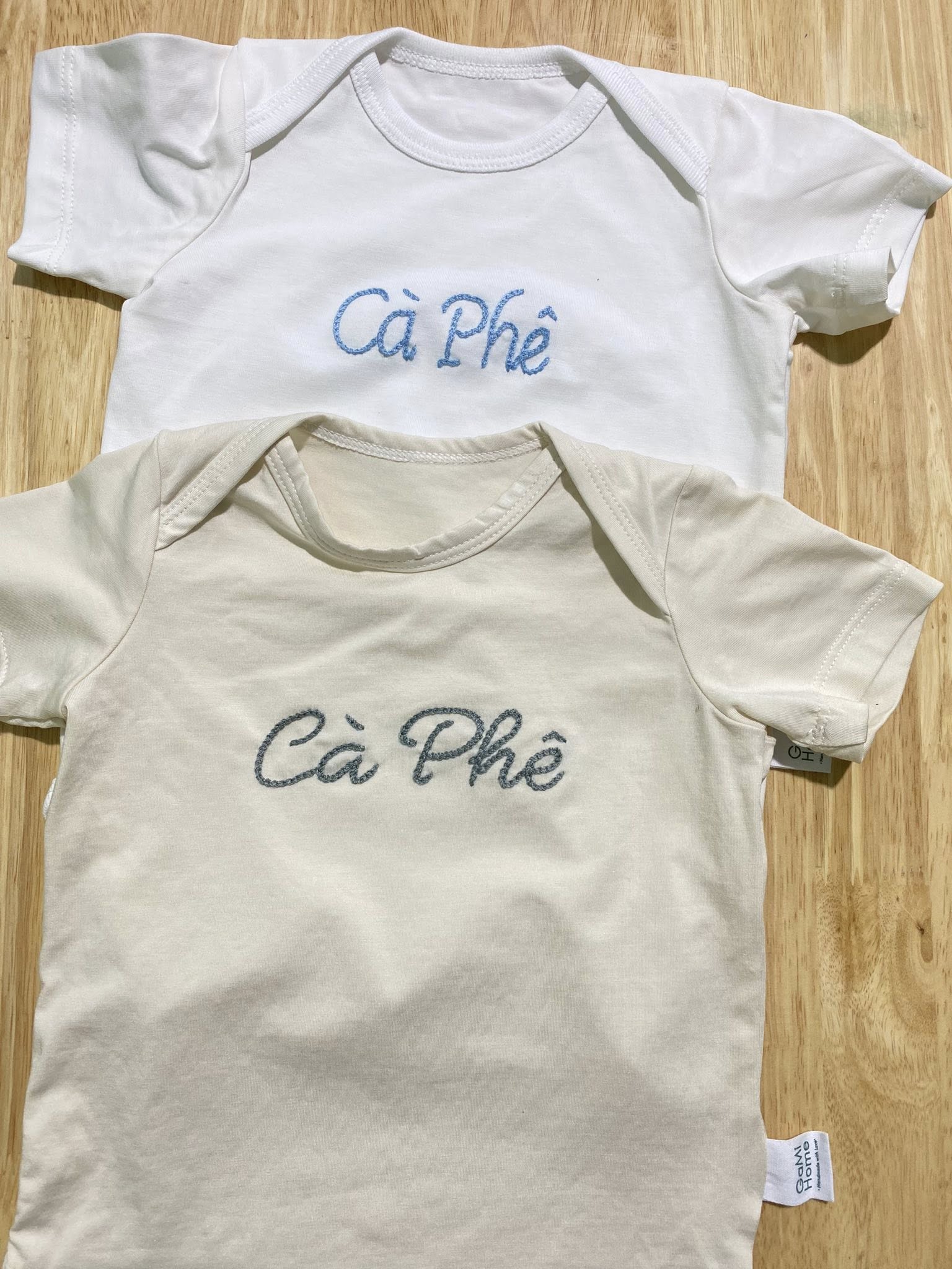 [🆕🇻🇳]  Rich Kids Shop Mẹ và Bé Quảng Ngãi 🧑‍🧒❤️️👶⭐️ 𝐂𝐎𝐋𝐎𝐒𝐁𝐀𝐁𝐘 𝐆𝐎𝐋𝐃 𝑽𝒊̣ 𝑻𝒉𝒂𝒏𝒉 𝑵𝒉𝒂̣𝒕 (𝕄ớ𝕚)
Mua 1 thùng sữa Colosbaby Gold vị thanh nhạt tặng ngay cho bé 1 áo choàng
𝑺𝒉𝒐𝒑 𝑴𝒆̣ 𝒗𝒂̀ 𝑩𝒆́ 𝑹𝒊𝒄𝒉𝑲𝒊𝒅𝒔 – 𝑯𝒂̀𝒏𝒈 𝒄𝒐́ 𝒔𝒂̆̃𝒏 , shares-0✔️ , likes-1❤️️ , date-2025-10-05 15:03:18🇻🇳🇻🇳🇻🇳📰🆕