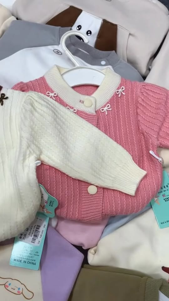 [🆕🇻🇳] Hoàng Nhi Tổng Kho sỉ Sll 🧑‍🧒❤️️👶⭐️ Demo thử lô len new ạ . , shares-0✔️ , likes-4❤️️ , date-2025-10-02 05:39:57🇻🇳🇻🇳🇻🇳📰🆕