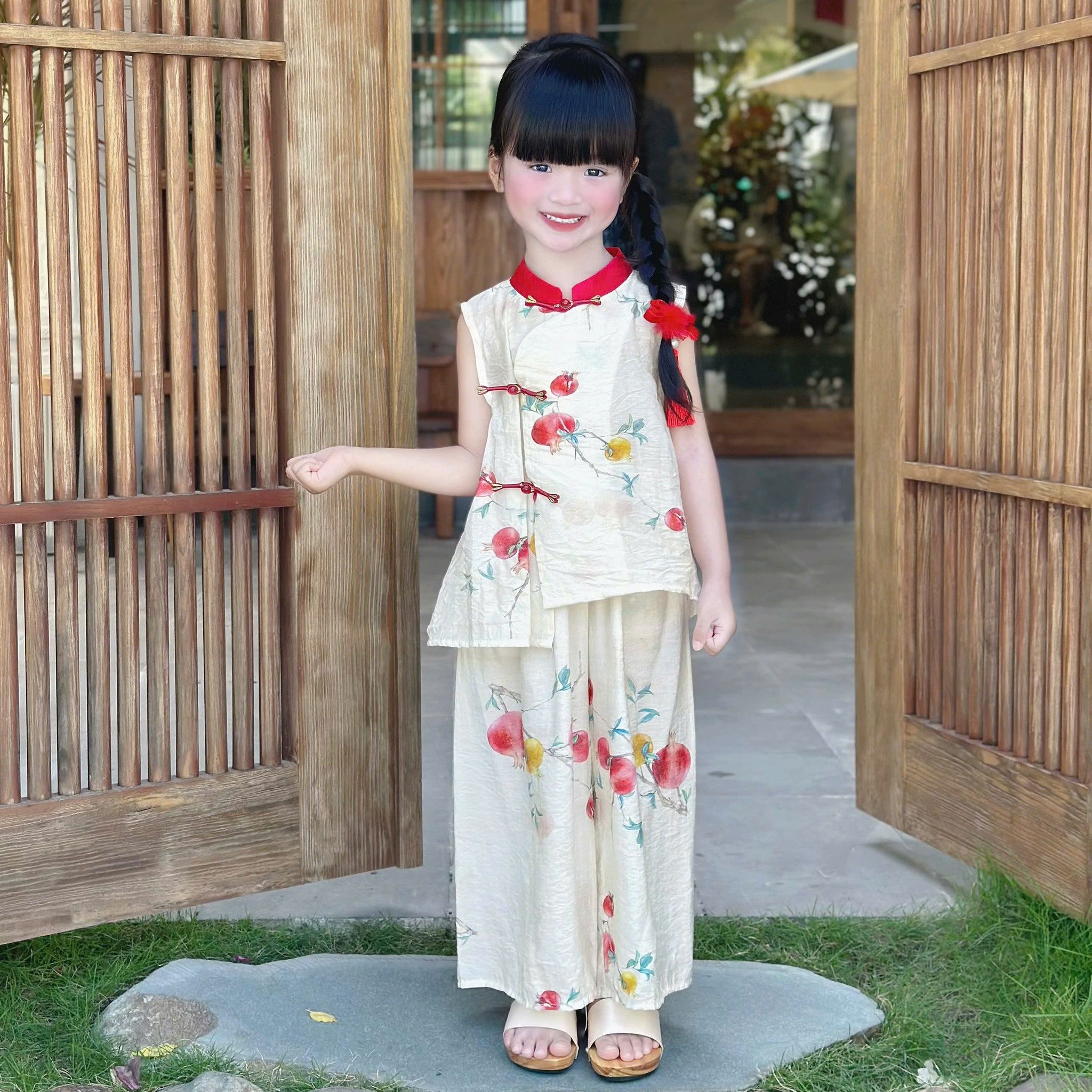 [🆕🇻🇳]  Nhà Bún – Chuyên đồ sơ sinh, đồ trẻ em xuất dư  😎❤️️⭐️ #feedback Yêu không các mẹ!!! chỉ VÀI CHỤC/CÁI thôi nha!!!
Chất vải Coton  mềm mịn thoáng mát, thấm hút tốt giúp bé thoải mái vận động, an toàn với làn da , shares-0✔️ , likes-3❤️️ , date-2025-10-02 02:39:44🇻🇳🇻🇳🇻🇳📰🆕