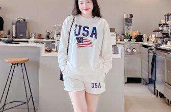 [🆕🇻🇳] Dorris N – Cửa hàng quần áo 👕 Top1Fashion 👗  Trời ơi, em mê cái set USA Cờ  này quá các chị ơi! Màu gì đâu mà vừa xinh vừa sang cực kỳ luôn ấy.
Chồng em, mẹ chồng em còn khen là mặc vào nhìn xinh trẻ , shares-0✔️ , likes-14❤️️ , date-2025-10-06 03:00:26🇻🇳🇻🇳🇻🇳📰🆕