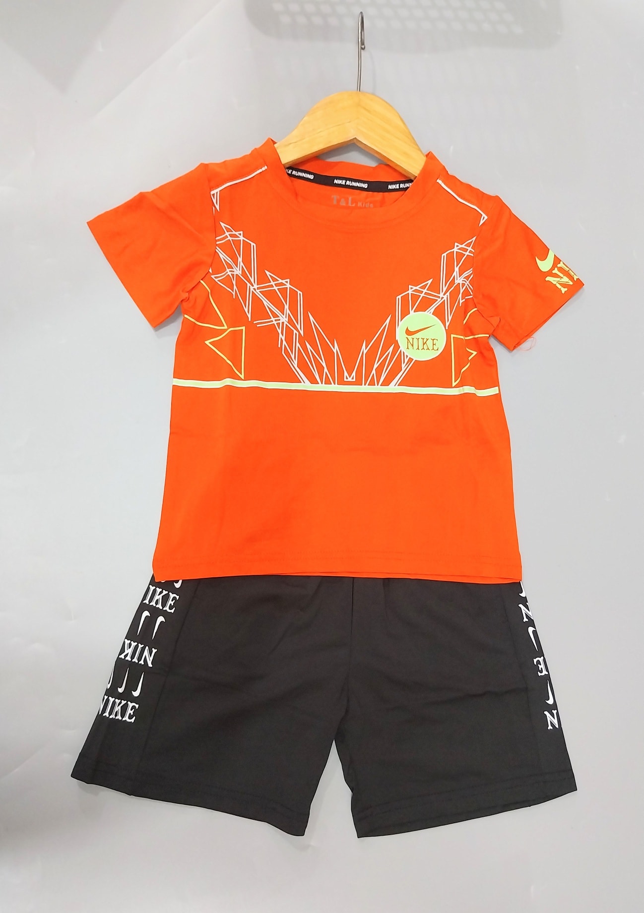 [🆕🇻🇳] Thời Trang Trẻ Em ChipChip – Shop chuyên cung cấp các sản phẩm thời trang và phụ kiện cho trẻ em 🧑‍🧒❤️️👶⭐️ Có đơn là có quà, nhận ngay 1 gối khăn giấy rút khi mua hàng bên shop ạ.#sale_90_100k (9-35ki)
Bộ thun thể thao bé trai.
Chất liệu thun thể thao.
, shares-0✔️ , likes-0❤️️ , date-2025-10-02 04:52:59🇻🇳🇻🇳🇻🇳📰🆕