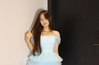 [🆕🇻🇳] Những Bông Hoa Nhỏ (AnBi Kids) 😎❤️️⭐️ Váy xếp tầng trễ vai – xinh chuẩn nàng thơ
Thiết kế tôn dáng, nhẹ như mây – lên hình auto xinh
Chất vải voan mềm mịn, bay nhẹ theo từng bước chân – dịu  , shares-0✔️ , likes-9❤️️ , date-2025-10-05 23:02:49🇻🇳🇻🇳🇻🇳📰🆕