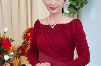 [🆕🇻🇳] JuheeMakeup – Trung Tâm Trang Điểm Chuyên Nghiệp 💅💇 Top1Makeup 💕👄   Trang điểm mẹ cô dâu , mẹ chú rể tại #juheemakeupMỹ phẩm cao cấp
Chuyên viên giàu kinh nghiệm
Tư vấn phong cách riêng cho từng khách hàng
Phục vụ mọ , shares-0✔️ , likes-6❤️️ , date-2025-10-04 06:13:55🇻🇳🇻🇳🇻🇳📰🆕