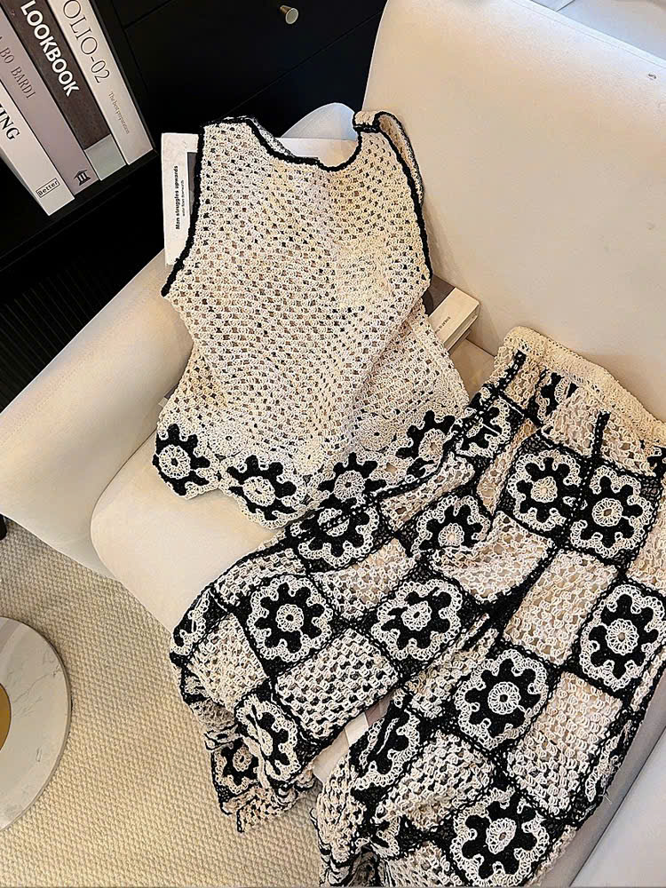 [🆕🇻🇳] NGỌC KHÁNH Boutique 👕 Top1Fashion 👗  𝐒𝐞𝐭 𝐕𝐢𝐧𝐭𝐚𝐠𝐞 𝐁𝐥𝐚𝐜𝐤 & 𝐖𝐡𝐢𝐭𝐞Một set đồ khiến nàng “fall in love” ngay từ ánh nhìn đầu tiên. Từng mũi đan tỉ mỉ mang hơi thở thủ công đậm chất nghệ thuật. M , shares-0✔️ , likes-1❤️️ , date-2025-10-06 16:10:38🇻🇳🇻🇳🇻🇳📰🆕