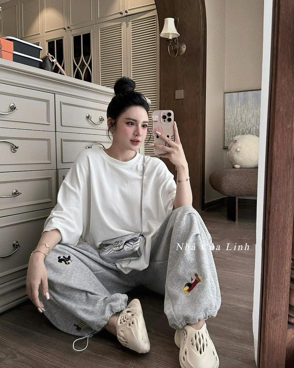 [🆕🇻🇳] Nhà của Linh – Cửa hàng quần áo nữ 👕 Top1Fashion 👗  𝑵𝑬𝑾 𝑨𝑹𝑹𝑰𝑽𝑨𝑳!!!
——————-
Không thích đồ đắng
Nhưng lại thích đằng đó :))
___________________
GIÁ DƯỚI COMMENT.
Chất liệu : Dày dặn  .
Màu : 2 M , shares-0✔️ , likes-0❤️️ , date-2025-10-08 21:22:59🇻🇳🇻🇳🇻🇳📰🆕