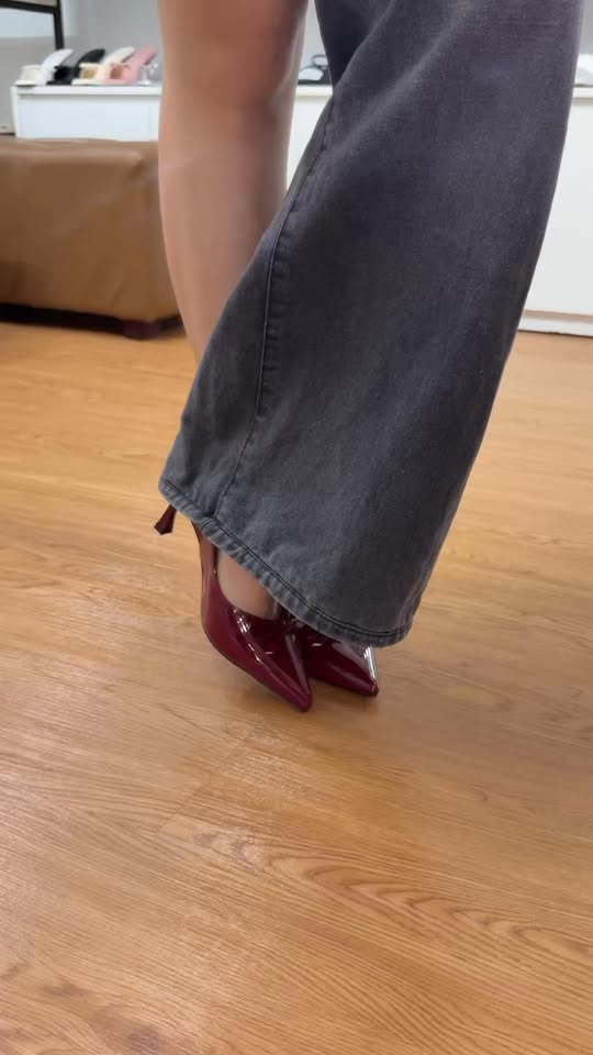 [🆕🇻🇳] Sim.P – Cửa hàng giày dép chất lượng VNXK được sản xuất tại Việt Nam  👕 Top1Fashion 👗  Bít mũi này sang lắm mí bà ui
#GiayBitMui  #giaycaogotdep #caogot7phan #simpshoes #fashion #shoes , shares-0✔️ , likes-4❤️️ , date-2025-10-02 03:23:05🇻🇳🇻🇳🇻🇳📰🆕