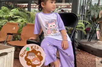 [🆕🇻🇳] SUMO Kid – Chuyên Quần Áo Trẻ Em MinkyMom 🧑‍🧒❤️️👶⭐️ * Nhẹ nhàng chăm sóc êm ái từng phút giây
* Có mấy chục ka mà xài ngon lành cho bé luôn mấy bà
* Chất liệu mềm mịn, mỏng nhưng hút mồ hôi đỉnh
Inbox shop t , shares-0✔️ , likes-1❤️️ , date-2025-10-10 17:17:16🇻🇳🇻🇳🇻🇳📰🆕