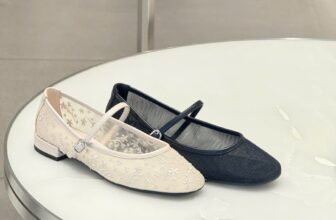 [🆕🇻🇳] Là Em Chi Shop – Thời trang thiết kế 👕 Top1Fashion 👗  Ơn giờiEm ôm được lô giày Ren hot hit hàng chuẩn XUẤT DƯ XỊNNNN  đẹp điênnnn luôn mấy ní ơiiiCầm trên tayyy mà mừng rớt ạ – lô giày hải quan giữ 2 th , shares-0✔️ , likes-0❤️️ , date-2025-10-03 03:17:47🇻🇳🇻🇳🇻🇳📰🆕