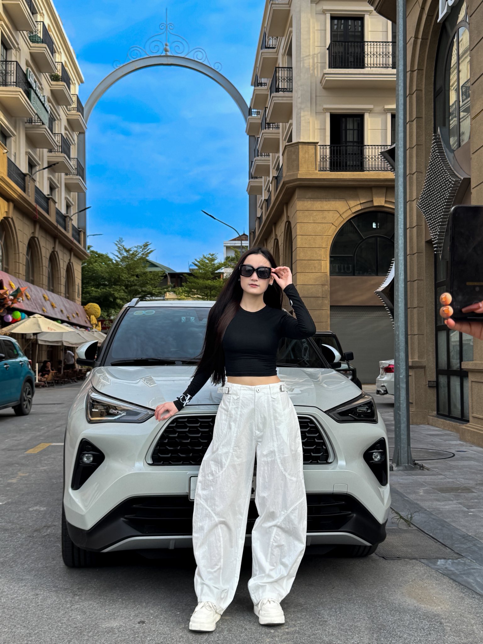 [🆕🇻🇳] Hoàng Yến Store 👕 Top1Fashion 👗  Form suông rộng che khuyết điểm cực đỉnh 
Chất vải nhẹ, đứng form, mặc lên tôn dáng cực chất!
Mix áo croptop hay hoodie đều chuẩn fashionista 

 Nhanh tay  , shares-0✔️ , likes-3❤️️ , date-2025-10-07 02:01:38🇻🇳🇻🇳🇻🇳📰🆕