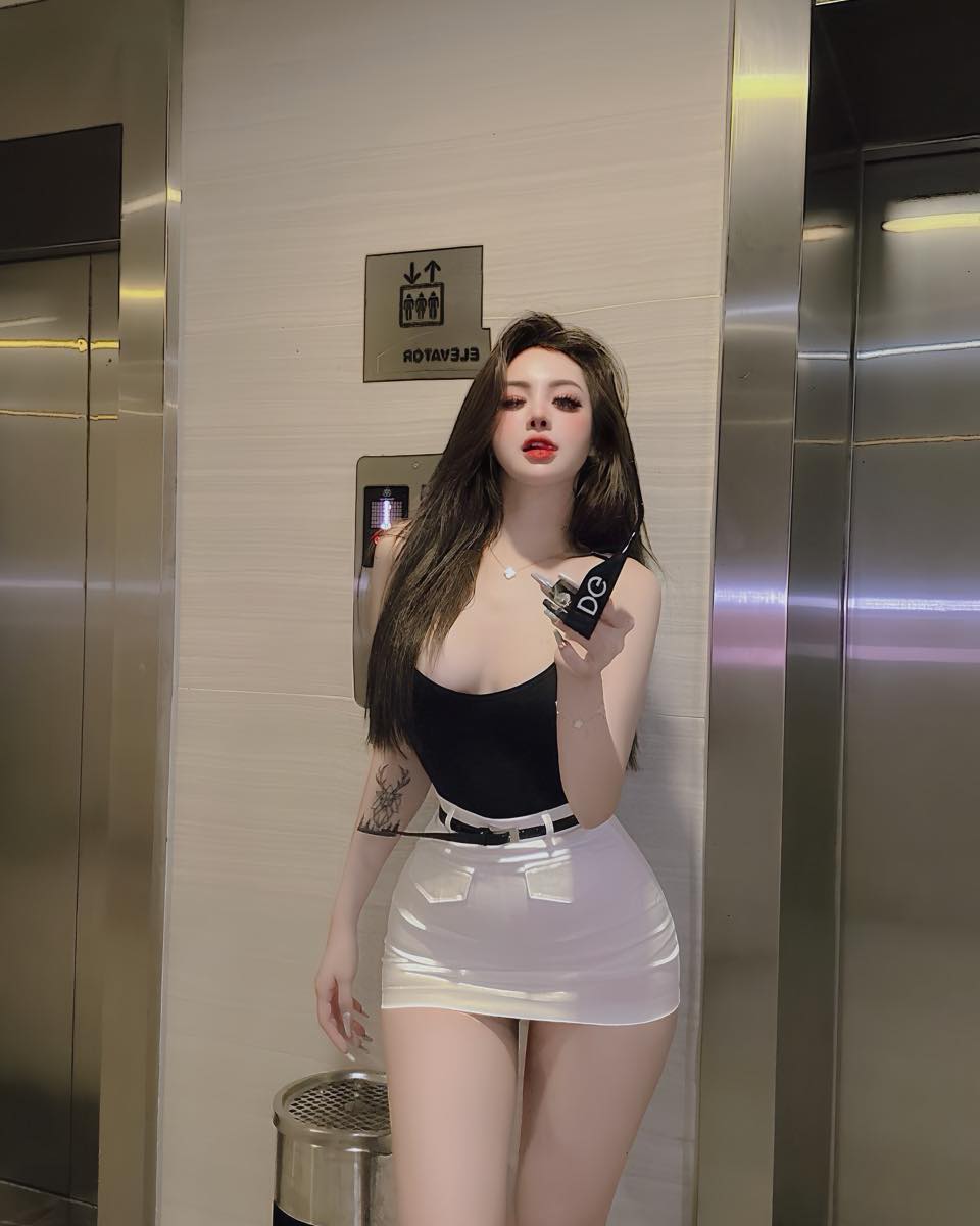 [🆕🇻🇳] Phương Bi – Chuyên Hàng Xuất Dư, VNXK, Auth Tồn, BigSize 👕 Top1Fashion 👗  Len dệt kim cộc tay Cê Ka xịn, chính hã g bao check
Web 4trẹo
Giá  #420k/em hàng full tag mác, siêu xịnChất liệu cao cấp sợi wool blend mềm mịn, co giãn , shares-0✔️ , likes-0❤️️ , date-2025-10-08 01:40:19🇻🇳🇻🇳🇻🇳📰🆕