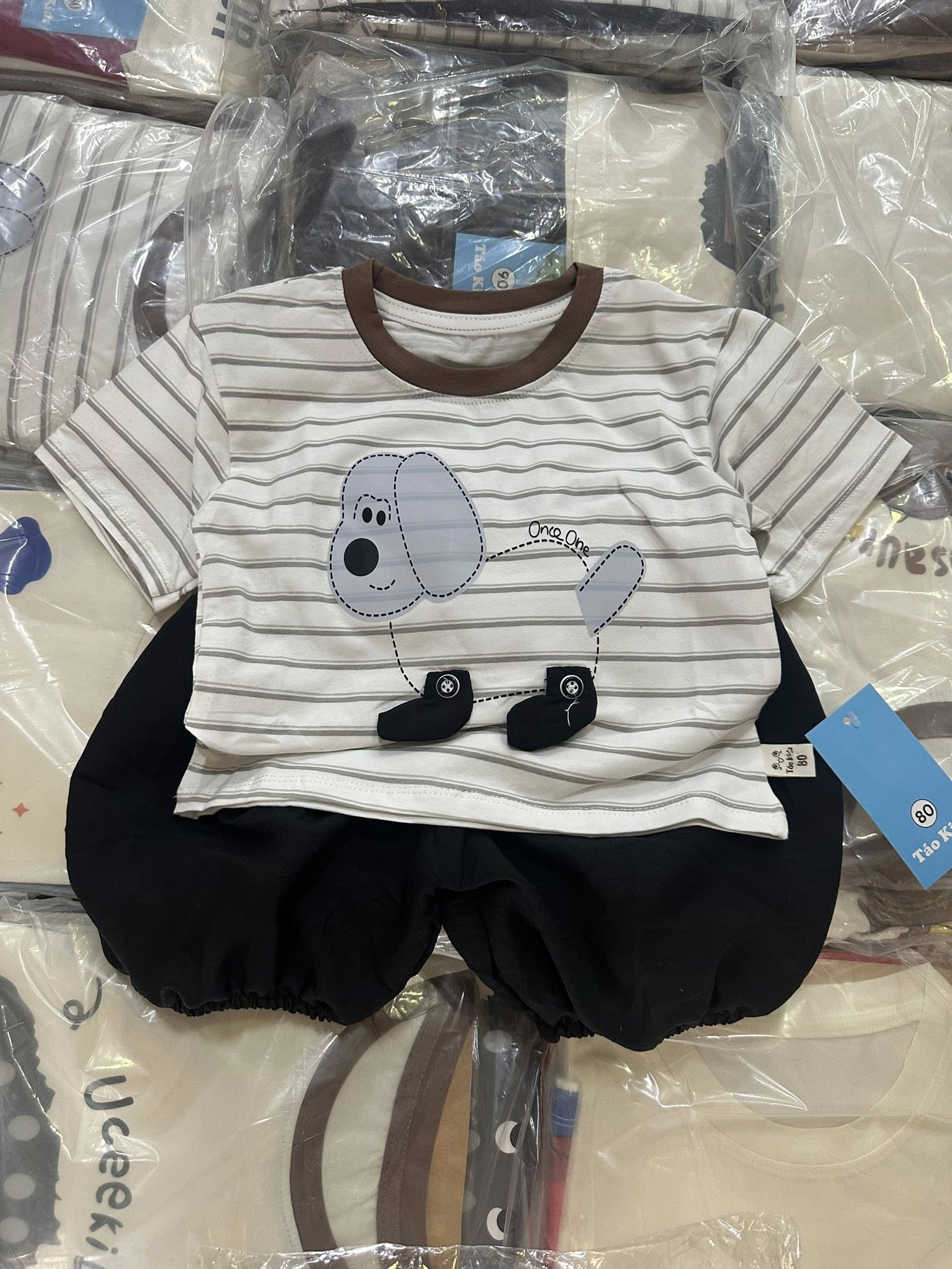 [🆕🇻🇳] Ánh thi kids_ chuyên sỉ lẻ quần áo trẻ em rẻ nhất 🧑‍🧒❤️️👶⭐️ Sót kho lô hàng táo ,chuẩn Hàn xẻng mà giá việt nạ
8-23kg e chụp cam thường sẵn shopp luôn nha
Duy nhất hum nay sale #mấy #chục bé tí
 , shares-1✔️ , likes-50❤️️ , date-2025-09-29 17:43:10🇻🇳🇻🇳🇻🇳📰🆕