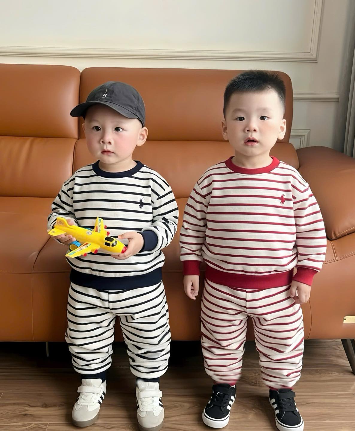 [🆕🇻🇳]  2Hand Ken Bột 🧑‍🧒❤️️👶⭐️ Khui trực tiếp quần áo thu lẫn hè Hàn Quốc cho bé , shares-0✔️ , likes-4❤️️ , date-2025-10-08 16:35:43🇻🇳🇻🇳🇻🇳📰🆕