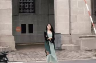 [🆕🇻🇳] Huulala  thương hiệu thời trang thêu tay hàng đầu Việt Nam 👕 Top1Fashion 👗  HUULALA x SAIGON#Huulala #HandEmbroidery #VietnamLocalBrand #TidesOfBlue #StreetStyle , shares-0✔️ , likes-19❤️️ , date-2025-09-30 17:24:23🇻🇳🇻🇳🇻🇳📰🆕