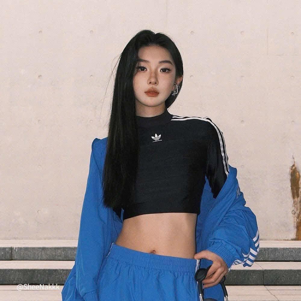 [🆕🇻🇳] TBie Studio – Cửa hàng quần áo 👕 Top1Fashion 👗  Croptop das dài tay sẵn S M phom Á
#1xxx
, shares-0✔️ , likes-0❤️️ , date-2025-10-10 00:13:19🇻🇳🇻🇳🇻🇳📰🆕