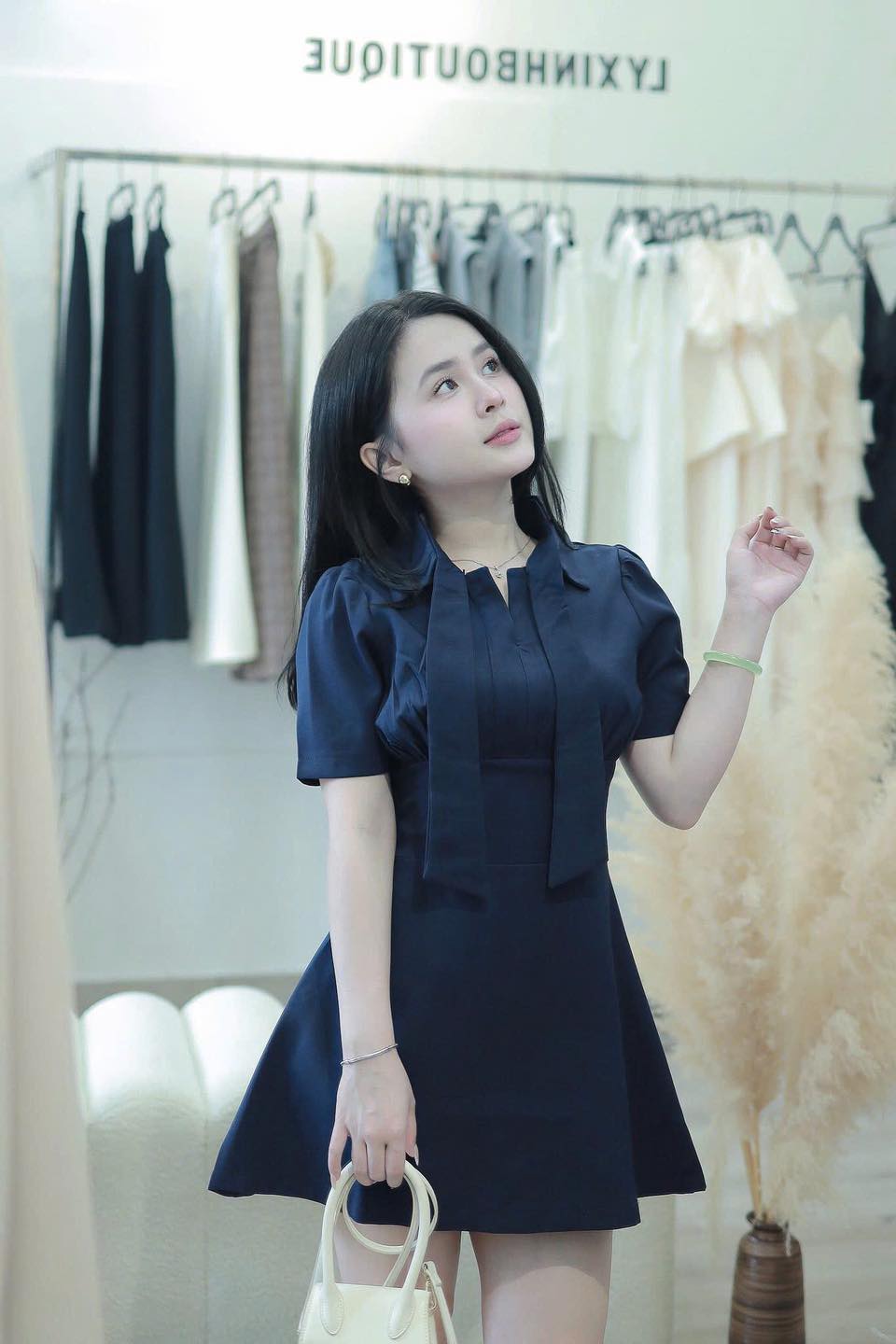 [🆕🇻🇳] Xưởng May VNXK HL  👕 Top1Fashion 👗  HÀNG MỚI VỀ HOTTREND
YUMEHL FASHION GIảm giá ngay hôm nay.
Mua hàng trên SHOPEEMua hàng trên TIKTOK
, shares-0✔️ , likes-1❤️️ , date-2025-10-02 04:21:08🇻🇳🇻🇳🇻🇳📰🆕