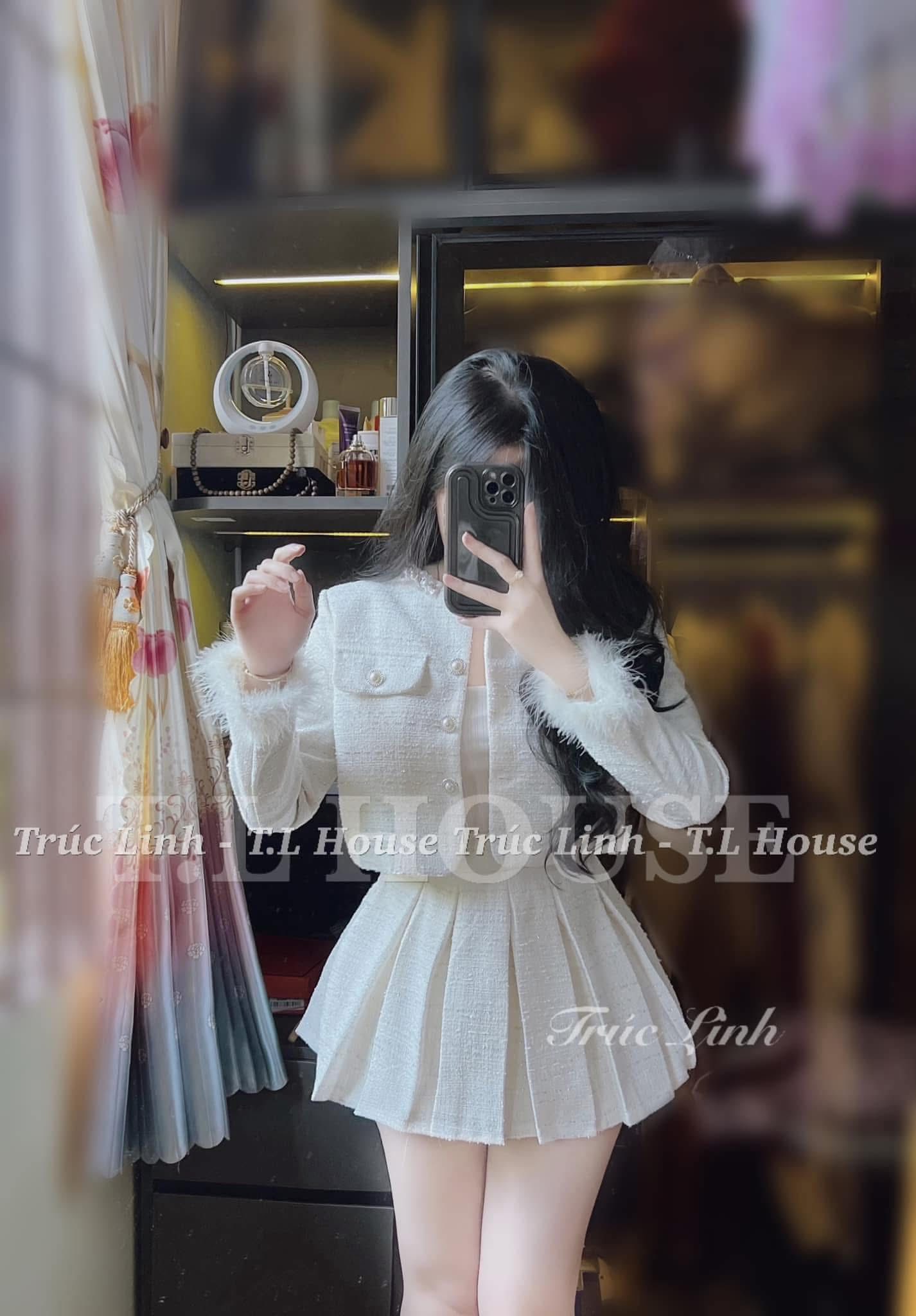[🆕🇻🇳] Trúc Linh – T.L House – Cửa hàng quần áo 👕 Top1Fashion 👗  Em set dạ lông vũ qc siu hottt năm ngoái e pán phải 500 set từ đầu mùa tới tết luôn năm nay iêm về lại rùi ạ zá vẫn y chang năm ngoái không tăng zá xíu nào , shares-1✔️ , likes-24❤️️ , date-2025-10-05 18:34:30🇻🇳🇻🇳🇻🇳📰🆕