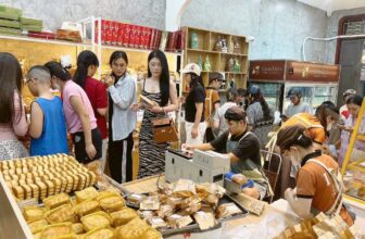 [🆕🇻🇳] Tiệm Bánh ĐOM ĐÓM 🍔 Top1Food  🍜 Đồng Giá 50k/ cặp 150g. Hiện Đóm còn các mã:Dẻo
Cafe
Dưa gang
Thập cẩm
Trà XanhNướngDưa Gang
Cafe
Mè đen
Thập cẩm
Trà Xanh—————Khách gần, khác , shares-0✔️ , likes-81❤️️ , date-2025-10-06 23:50:56🇻🇳🇻🇳🇻🇳📰🆕