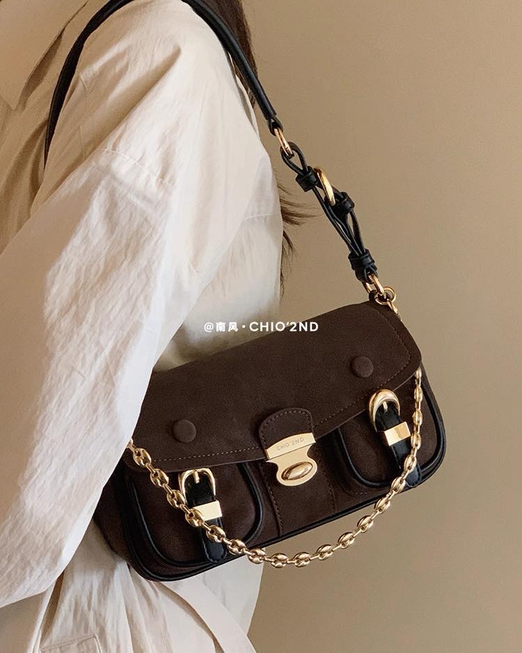 [🆕🇻🇳] EBÉ Concept – Nhận order hàng QCCC 👕 Top1Fashion 👗  𝐂𝐡𝐢𝐨’𝟐𝐧𝐝 𝐎𝐫𝐝𝐞𝐫 • 𝐋𝐨𝐬𝐭 𝐢𝐧 𝐭𝐡𝐞 𝐛𝐞𝐚𝐮𝐭𝐲 𝐨𝐟 𝐞𝐯𝐞𝐫𝐲𝐝𝐚𝐲 𝐦𝐨𝐦𝐞𝐧𝐭𝐬✿ Mã SP: TX0832
✿ Màu:  nâu
✿ Size: Chiều dài đáy 22cm, rộng 7cm, cao 15cm (Sản phẩm được đo thủ  , shares-0✔️ , likes-0❤️️ , date-2025-10-12 23:30:56🇻🇳🇻🇳🇻🇳📰🆕