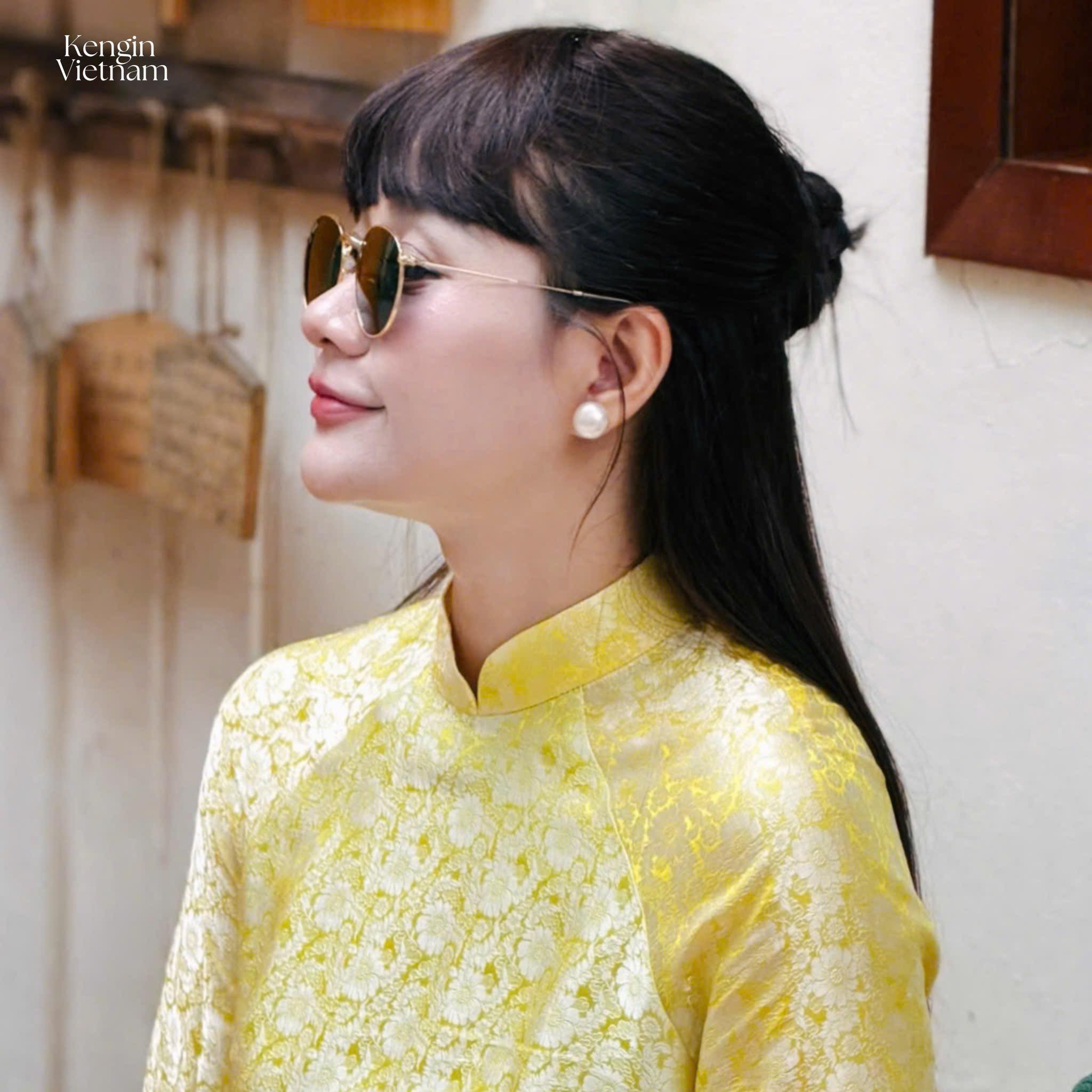 [🆕🇻🇳] Chang Dress.vn 👕 Top1Fashion 👗  Haly Dress
Giá:365k
Màu: Kem bi
Size: S,M
Chất: voan tơ 2 lớp
Link Shopee: Shopee.vn/vantranggg997
Link TikTok: changdress86
Hình Chang chụp
FREE SHIP TỈ , shares-0✔️ , likes-7❤️️ , date-2025-10-11 22:28:00🇻🇳🇻🇳🇻🇳📰🆕