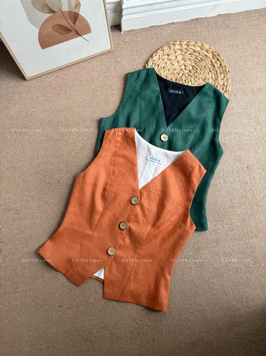 [🆕🇻🇳] DUYEN Linen – Page chuyên dòng sản phẩm Linen của Brand DUYEN👕 Top1Fashion 👗  Gile nhà Duyên được may form cực chuẩn, thiết kế 2 lớp ủi keo cúp đứng form, Nàng mặc vào rất gọn dáng. Item này lại dễ phối, mix cùng chân váy, quần dài h , shares-0✔️ , likes-17❤️️ , date-2025-10-07 03:58:00🇻🇳🇻🇳🇻🇳📰🆕