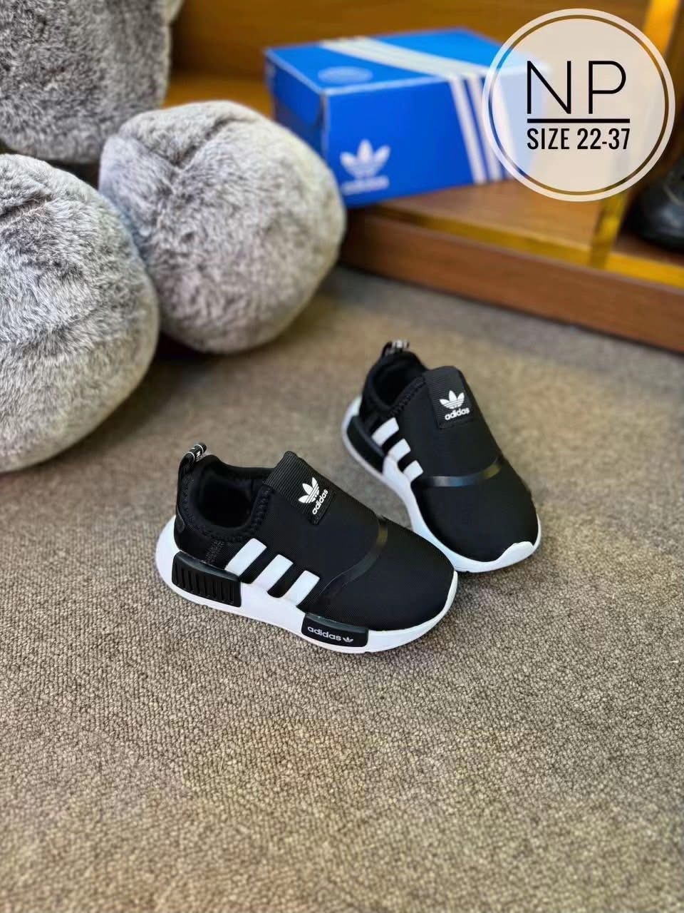 [🆕🇻🇳] Shop mẹ coca- chuyên quần áo trẻ em 👕 Top1Fashion 👗  Các mẫu giày sẵn kho trả siêu nhanhsize 18-37 tuỳ mã
, shares-0✔️ , likes-3❤️️ , date-2025-10-12 19:32:41🇻🇳🇻🇳🇻🇳📰🆕