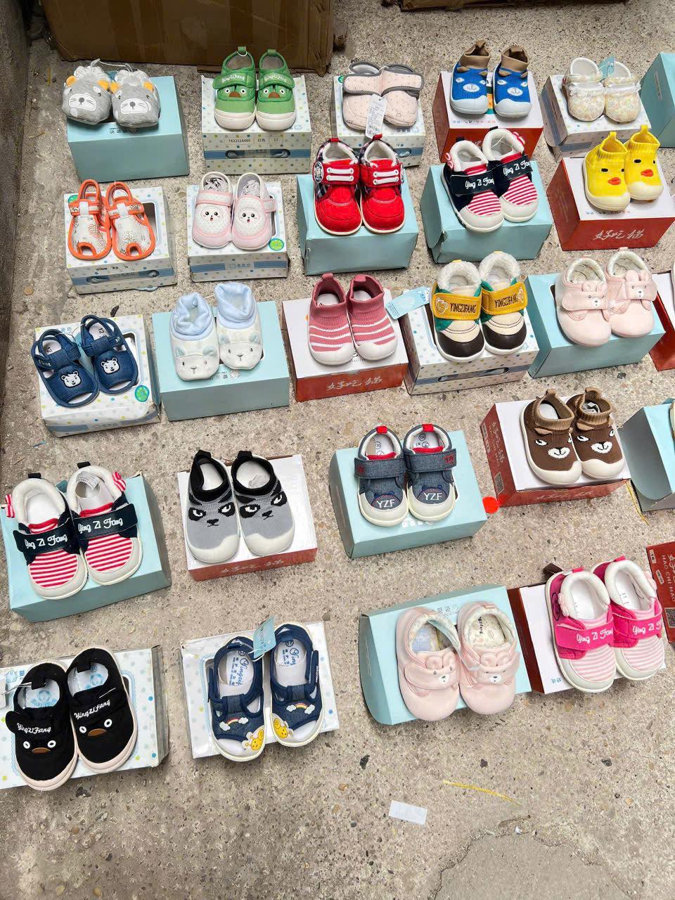 [🆕🇻🇳]  3B – mẹ và bé 🧑‍🧒❤️️👶⭐️ 12h! Tri ân bên tt xập gi á luôn nha
Giày dép tập đi – giày dép hàn
Mn cho e xin nút fl nha3bmevabe?_t=ZS-90TV6ZVpWEv&_r=1
, shares-1✔️ , likes-14❤️️ , date-2025-10-12 15:08:31🇻🇳🇻🇳🇻🇳📰🆕