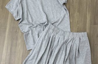 [🆕🇻🇳] Bảo Trân – Chuyên Hàng VNXK  👕 Top1Fashion 👗  180k
Size XXL.. sét váy có quần trong.
, shares-0✔️ , likes-0❤️️ , date-2025-10-13 00:17:13🇻🇳🇻🇳🇻🇳📰🆕