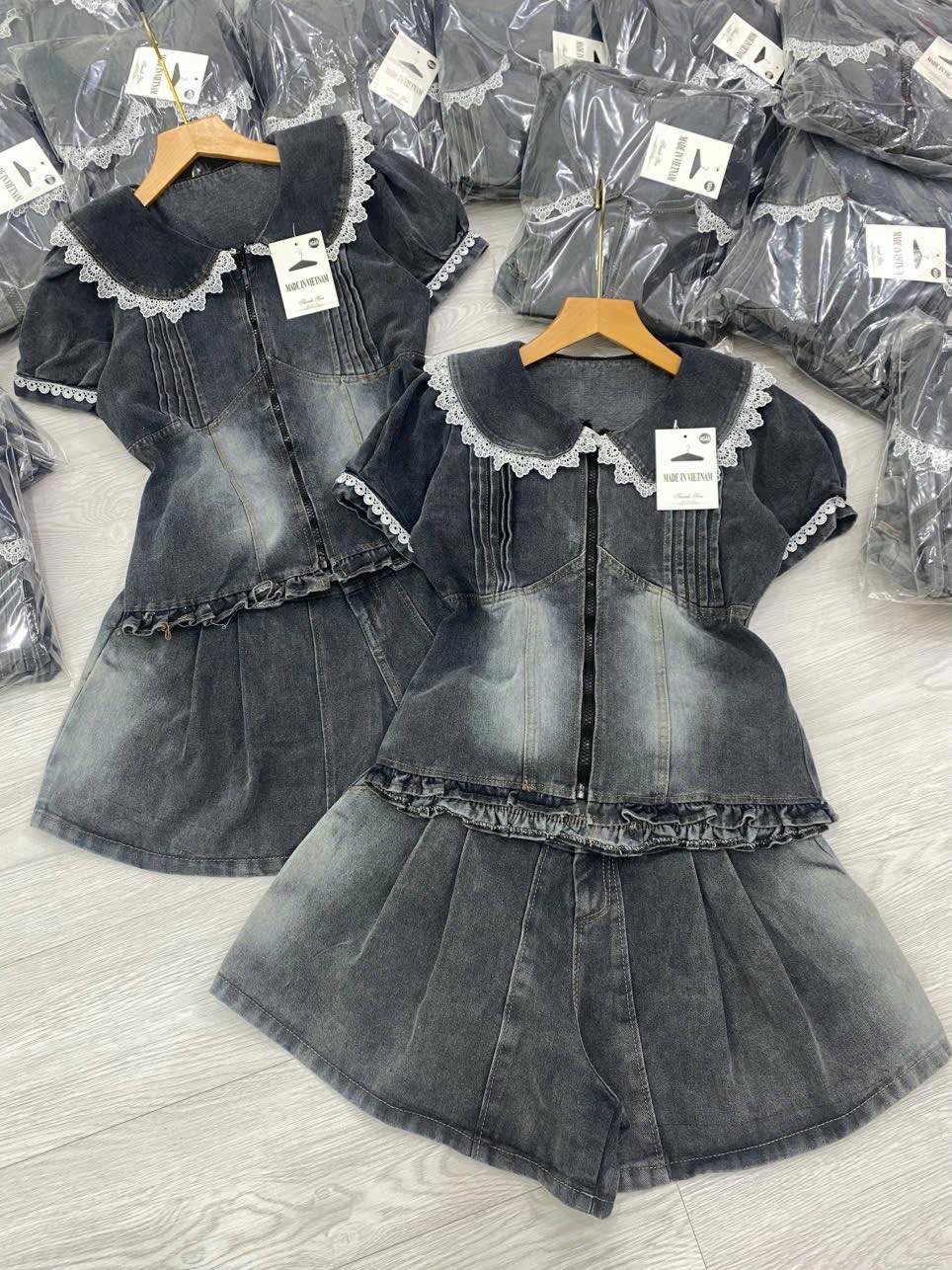 [🆕🇻🇳] Mã Giá – MG Boutique – Cửa hàng quần áo nữ 👕 Top1Fashion 👗  Đợi mãi HOT HIT nay mới về thêm ạ
Váy tuýt si ép mùng tay sơ mi thô mềm mịn phong cách hãng local brand xịn sò
𝑺𝒉𝒐𝒑 𝑴𝒂̃ 𝑮𝒊𝒂́ 𝟎𝟕𝟗𝟐.𝟗𝟗𝟗.𝟕𝟕𝟕:𝑪𝒔𝟭: 𝑺𝒏 𝟴𝟮𝑨,  , shares-0✔️ , likes-1❤️️ , date-2025-10-08 20:24:45🇻🇳🇻🇳🇻🇳📰🆕