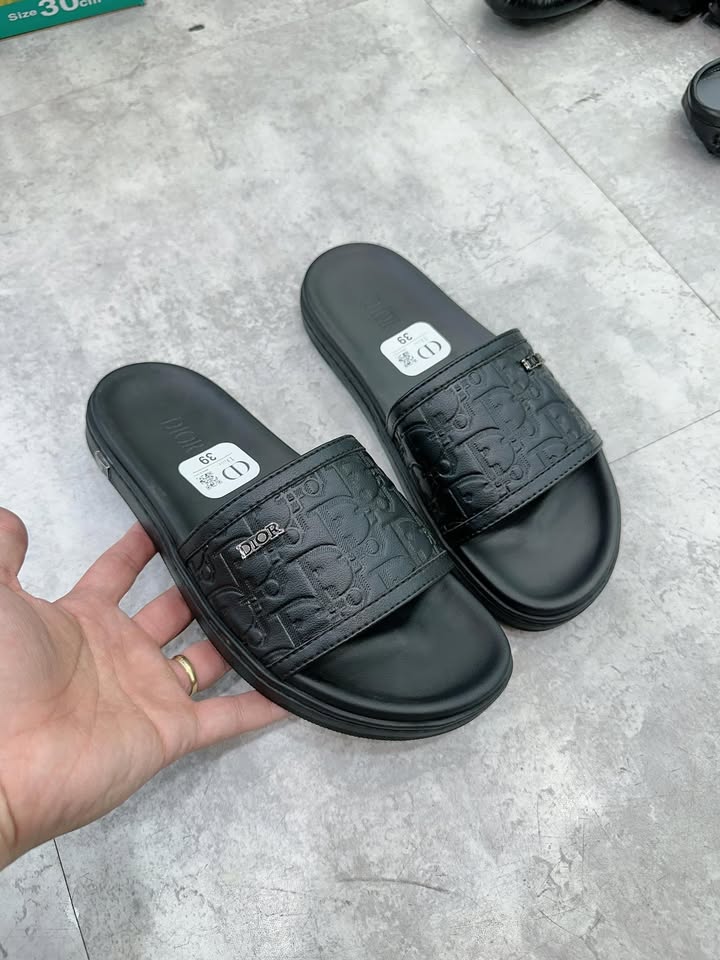 [🆕🇻🇳] GLEE Clothes – Thời trang thiết kế cho quý cô 👕 Top1Fashion 👗  𝐀𝐋𝐈𝐍𝐄 𝐃𝐑𝐄𝐒𝐒
Một thiết kế thanh lịch nhưng đầy năng động, tôn lên vẻ đẹp nữ tính mà vẫn trẻ trung, hiện đại
Chất vải mềm mịn, dáng váy suông nhẹ tôn dáng, m , shares-0✔️ , likes-0❤️️ , date-2025-10-06 22:40:14🇻🇳🇻🇳🇻🇳📰🆕