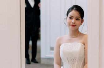 [🆕🇻🇳] Truong Bridal 🤵🏻 Top1Wedding 👰🏻  “𝗡𝗼𝘁 𝗷𝘂𝘀𝘁 𝗮 𝗱𝗿𝗲𝘀𝘀, 𝗯𝘂𝘁 𝗮 𝗺𝗼𝗺𝗲𝗻𝘁 — 𝘀𝘂𝘀𝗽𝗲𝗻𝗱𝗲𝗱 𝗯𝗲𝘁𝘄𝗲𝗲𝗻 𝗱𝗿𝗲𝗮𝗺𝘀 𝗮𝗻𝗱 𝗱𝗲𝘀𝘁𝗶𝗻𝘆. 𝗜’𝗺 𝘄𝗮𝗶𝘁𝗶𝗻𝗴 𝗳𝗼𝗿 𝘆𝗼𝘂.”——
Bride & Groom:  LINH – VIET
Wedding dress : THE QUEEN , shares-0✔️ , likes-10❤️️ , date-2025-10-10 23:35:06🇻🇳🇻🇳🇻🇳📰🆕