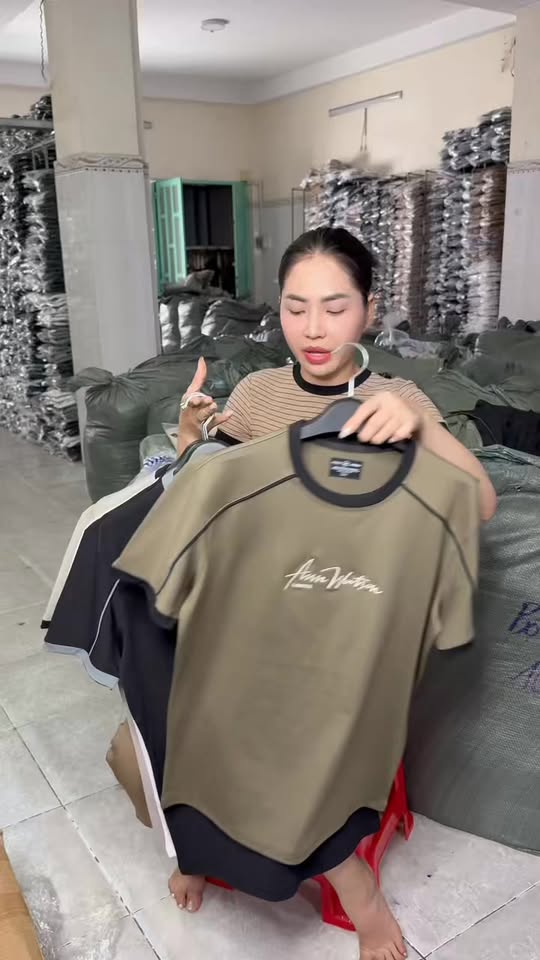 [🆕🇻🇳] Thời Trang Nam Nữ P&P Chuyên sĩ lẻ thời trang nam nữ phụ kiện túi xách giày dép trang sức đồng hồ 👕 Top1Fashion 👗  CÁC MẪU ÁO CỦA SHOP P&PĐa dạng mẫu mã + thời trang phong cách phù hợp với nhiều độ tuổi khác nhauSize: M L XL 2XL 3XL 4XL 5XL 6XL 7XL ( Tuỳ Mẫu Mã )Á , shares-10✔️ , likes-0❤️️ , date-2025-10-05 18:11:03🇻🇳🇻🇳🇻🇳📰🆕