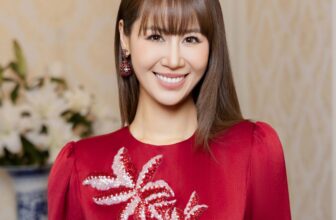 [🆕🇻🇳] I.H.F – A high end fashion brand established in London since 2013 👕 Top1Fashion 👗  GỬI TẶNG MẸ, NGƯỜI PHỤ NỮ THANH TAO TRONG DÁNG HÌNH CỦA ÁO DÀITà áo dài – biểu tượng vĩnh cửu của vẻ đẹp Việt, nơi hội tụ sự dịu dàng, đức hạnh và nét du , shares-2✔️ , likes-21❤️️ , date-2025-10-16 01:20:01🇻🇳🇻🇳🇻🇳📰🆕