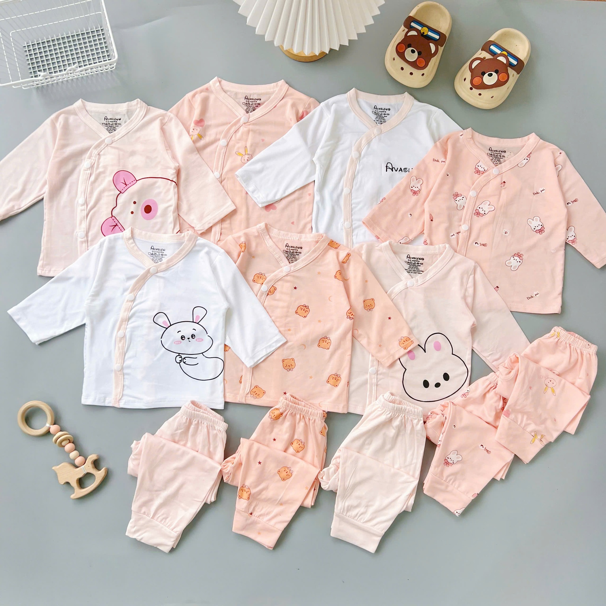 [🆕🇻🇳] Shop 2Gà Con HN-Đồ Sơ Sinh Trọn Gói 🧑‍🧒❤️️👶⭐️ Bộ dài thun lạnh cúc bấm tông Hồng cho các Mom có cô Công chúa nhỏo1 bộ chỉ 55k, 3b 144k mà các Mom mua 5b quá hời luôn chỉ 225k
, shares-0✔️ , likes-1❤️️ , date-2025-10-09 14:30:01🇻🇳🇻🇳🇻🇳📰🆕