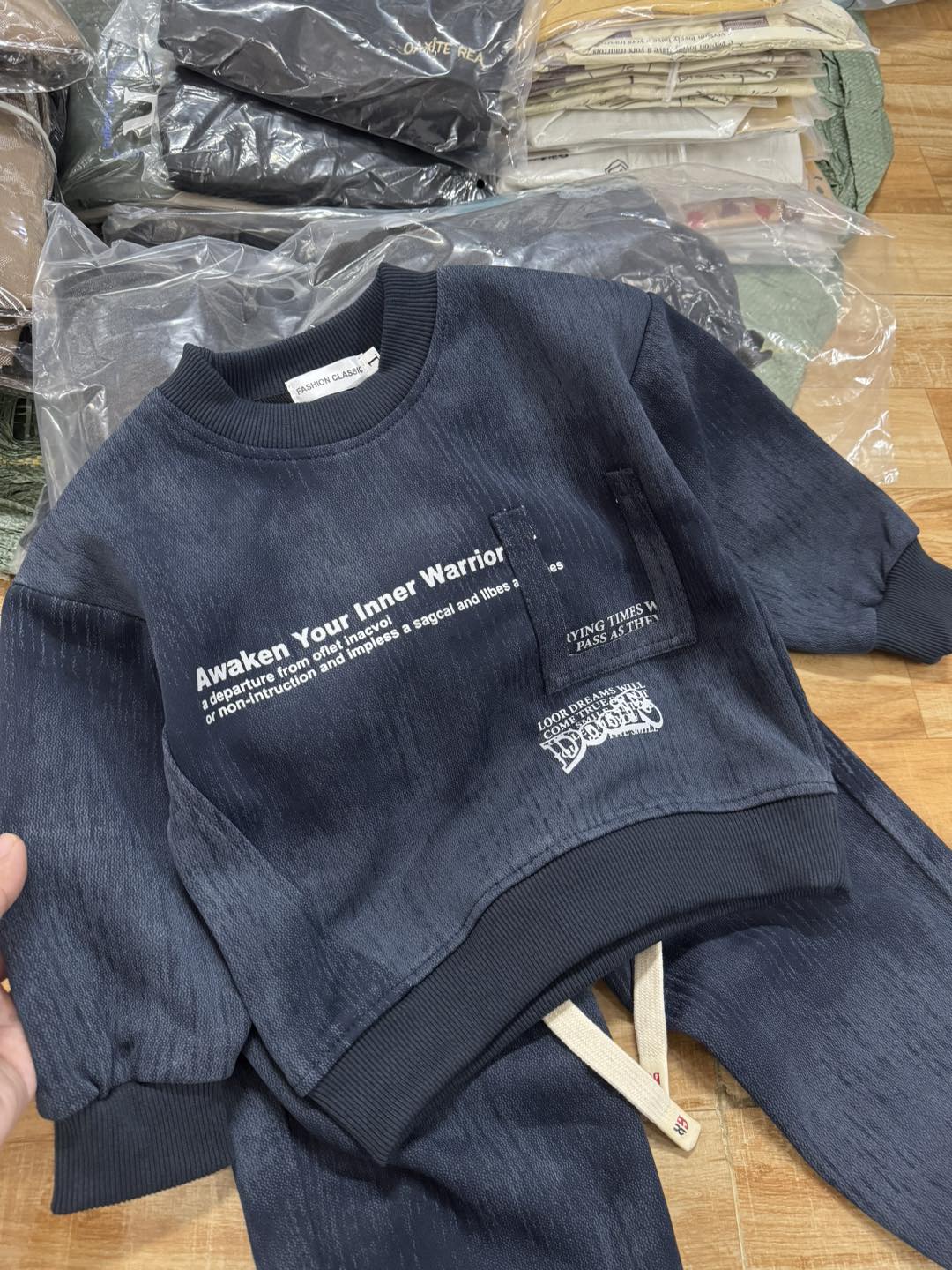 [🆕🇻🇳] ASHIMA MUSHROOM HOTPOT là chuỗi nhà hàng LẨU NẤM THIÊN NHIÊN 🍔 Top1Food 🍜 ĐẦU TUẦN CÓ HẸN VỚI ASHIMAKhởi động tuần mới tràn đầy năng lượng bên những set lẩu bổ dưỡng, healthy.Một nồi lẩu nấm nóng hổi, ngọt thanh từ cốt nấm t , shares-0✔️ , likes-8❤️️ , date-2025-10-13 22:34:15🇻🇳🇻🇳🇻🇳📰🆕